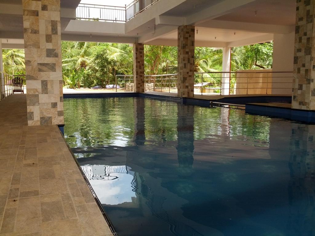 Happy Leoni Hotel Anuradhapura Exterior photo