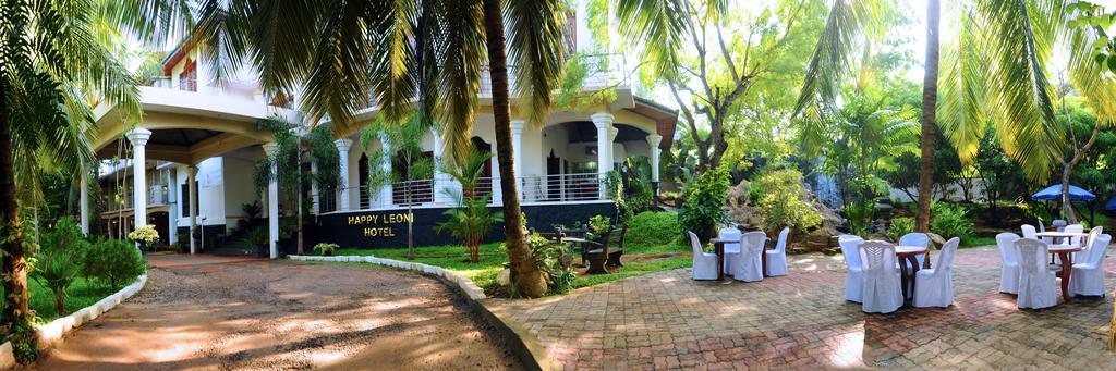 Happy Leoni Hotel Anuradhapura Exterior photo